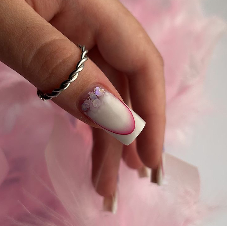 Наращивание ногтей (длинные)