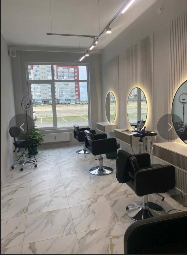 Әйелі мен күйеуі үйде жыныстық қатынаста