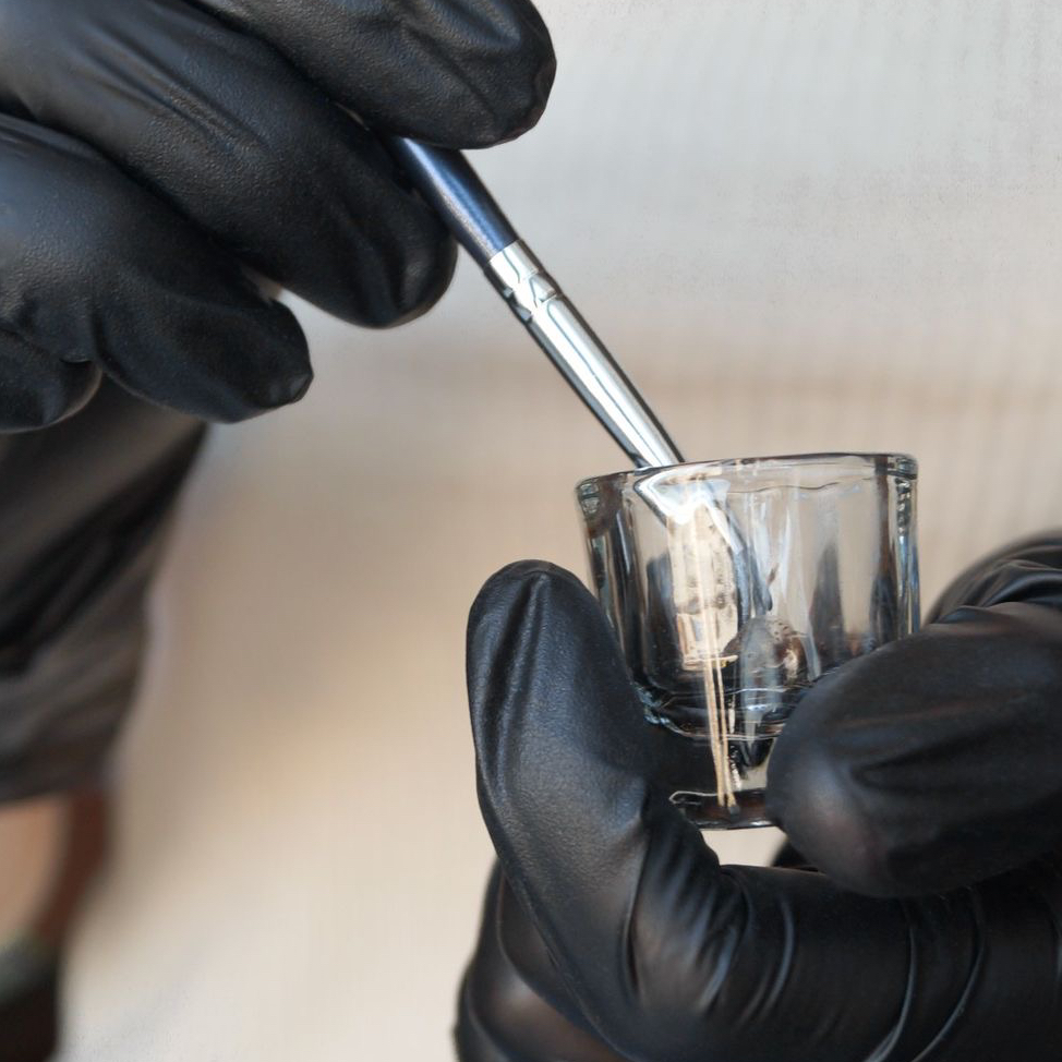 Окрашивание бровей