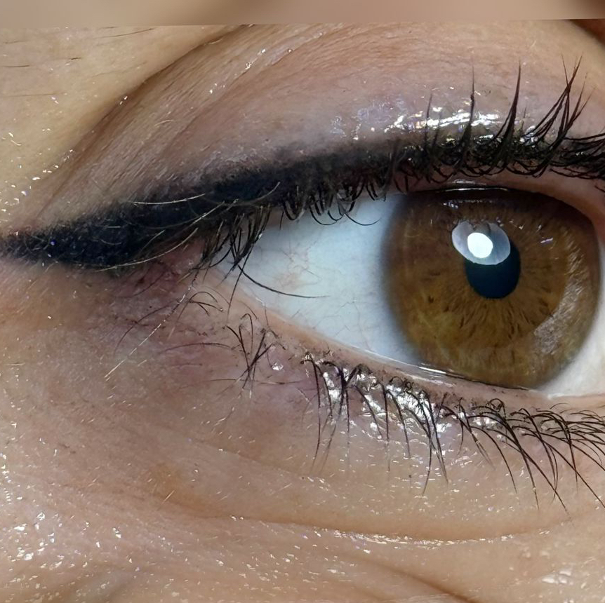 Перманентный макияж. Стрелки с растушовкой