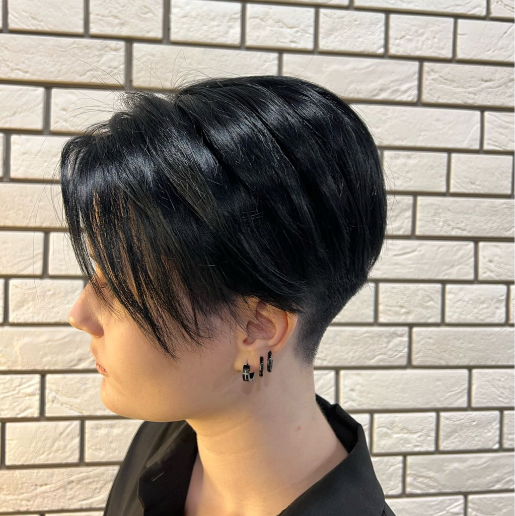 Стрижка коротких волос