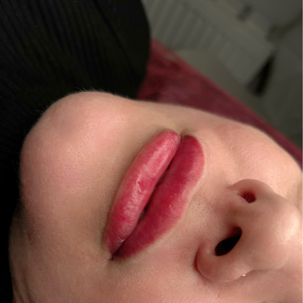 Коррекция перманентного макияжа