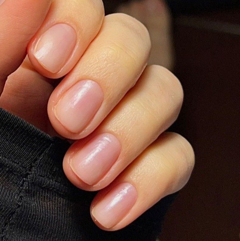 Пилочный маникюр