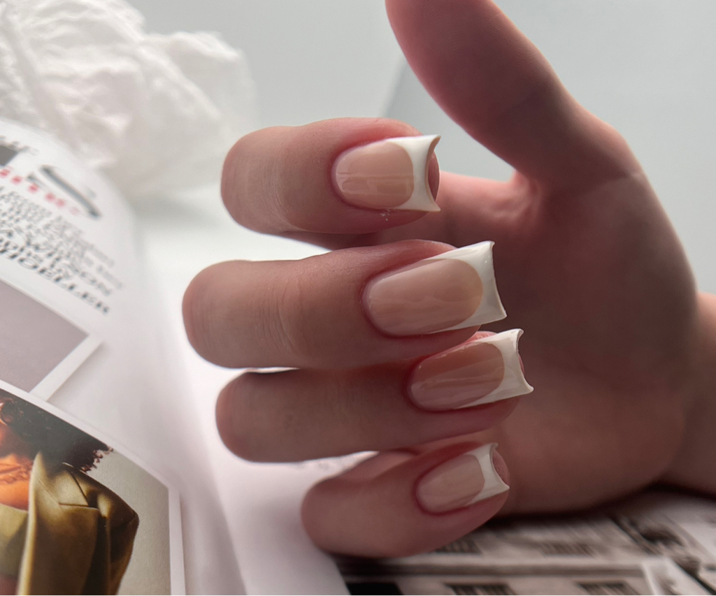 Маникюр с покрытием + дизайн