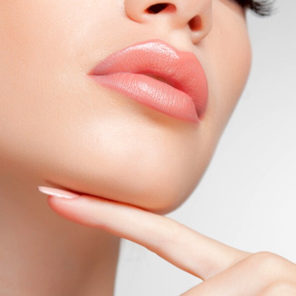 Восковая депиляция. Подбородок и усики.