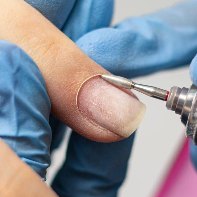 Женский маникюр