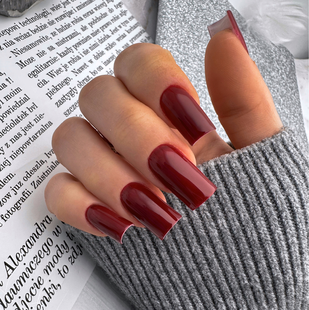 Наращивание ногтей