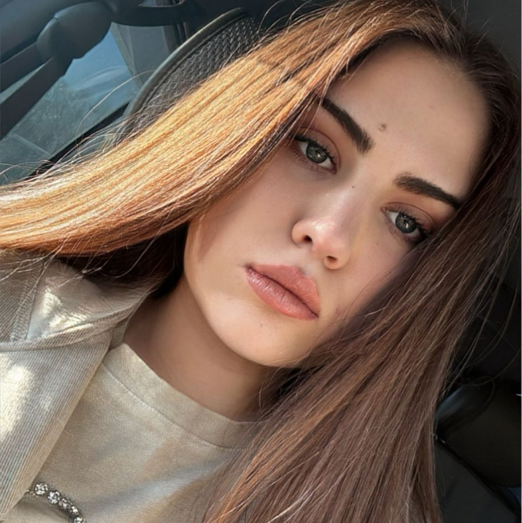 Алена
