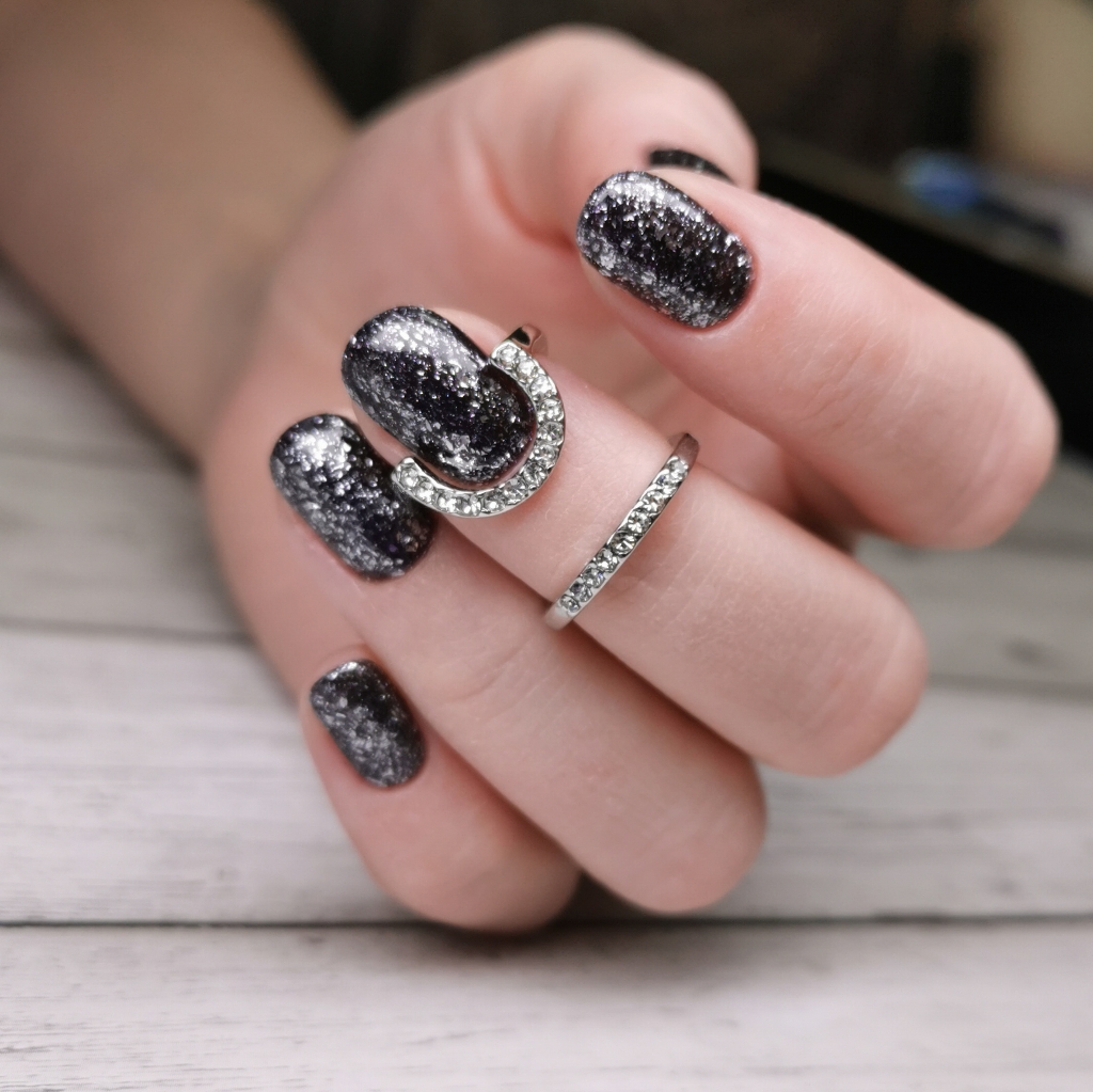 Маникюр с покрытием гель-лак