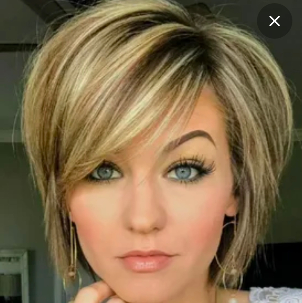 Мелирование на средние волосы, материал входит в стоимость