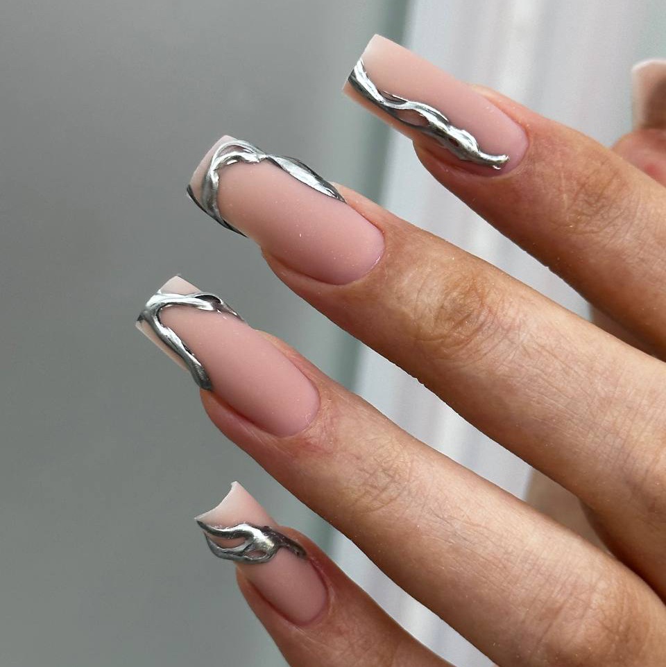 Коррекция наращивания