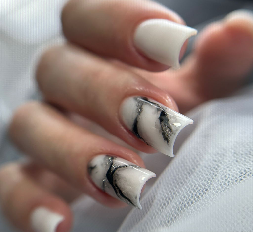 Комплекс укрепление ногтей гелем средние до 05 мм