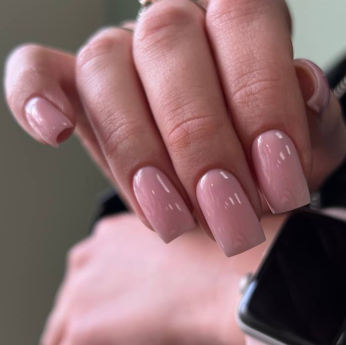 Маникюр Busy Girl