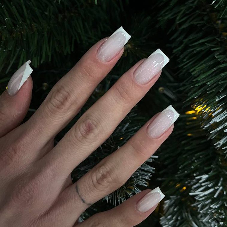 Наращивание ногтей