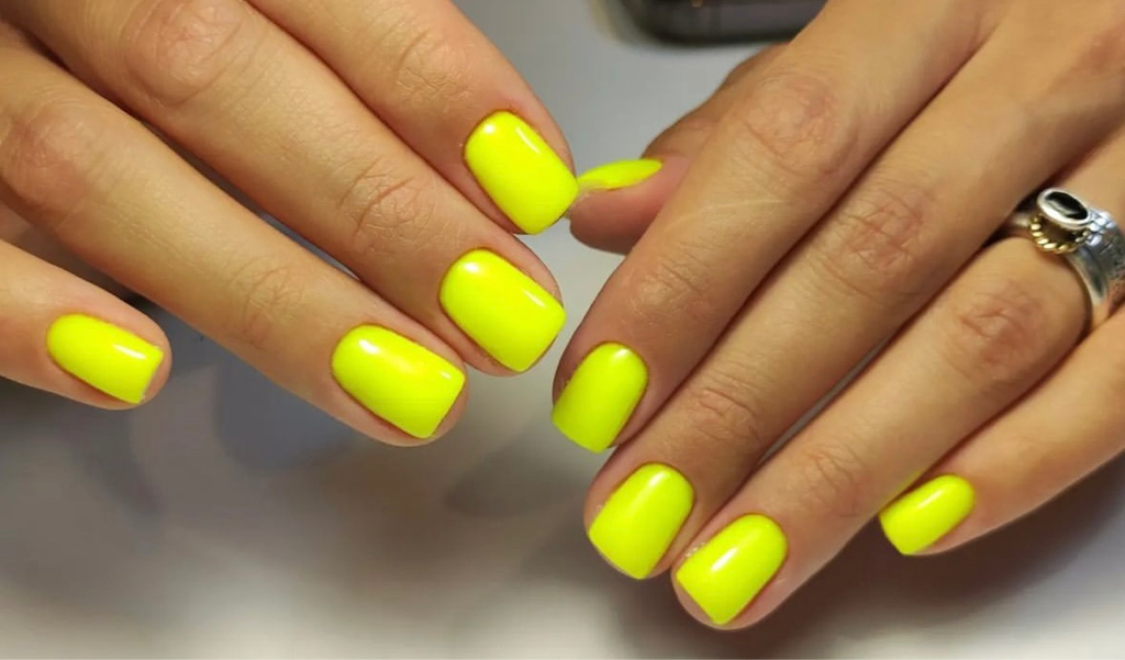 Маникюр женский (снятие + покрытие гель-лаком)