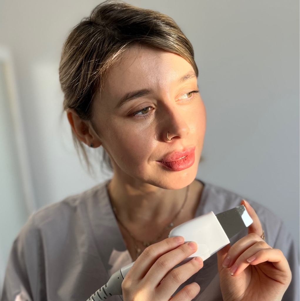 Ультразвуковая чистка лица