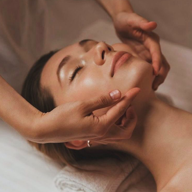 Ручной массаж лица + шея (30 мин)