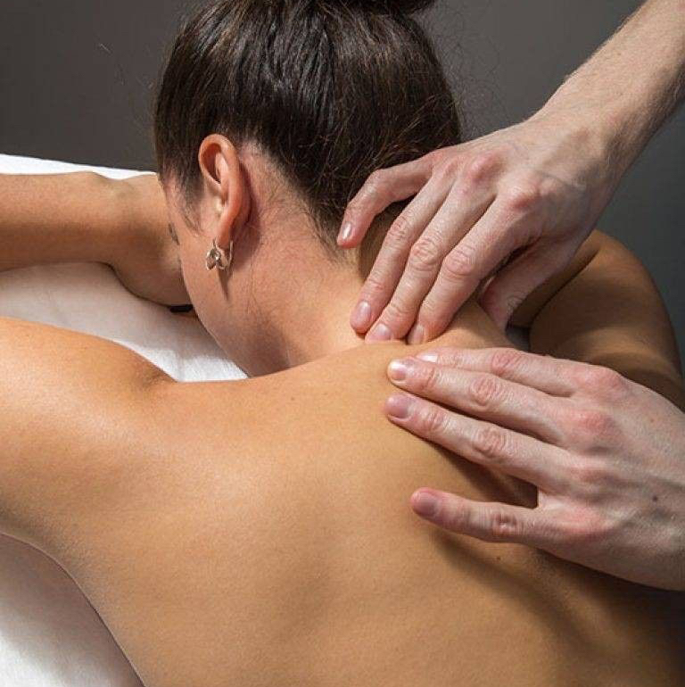 Ручной массаж «спина + шея» для женщин (40 мин)