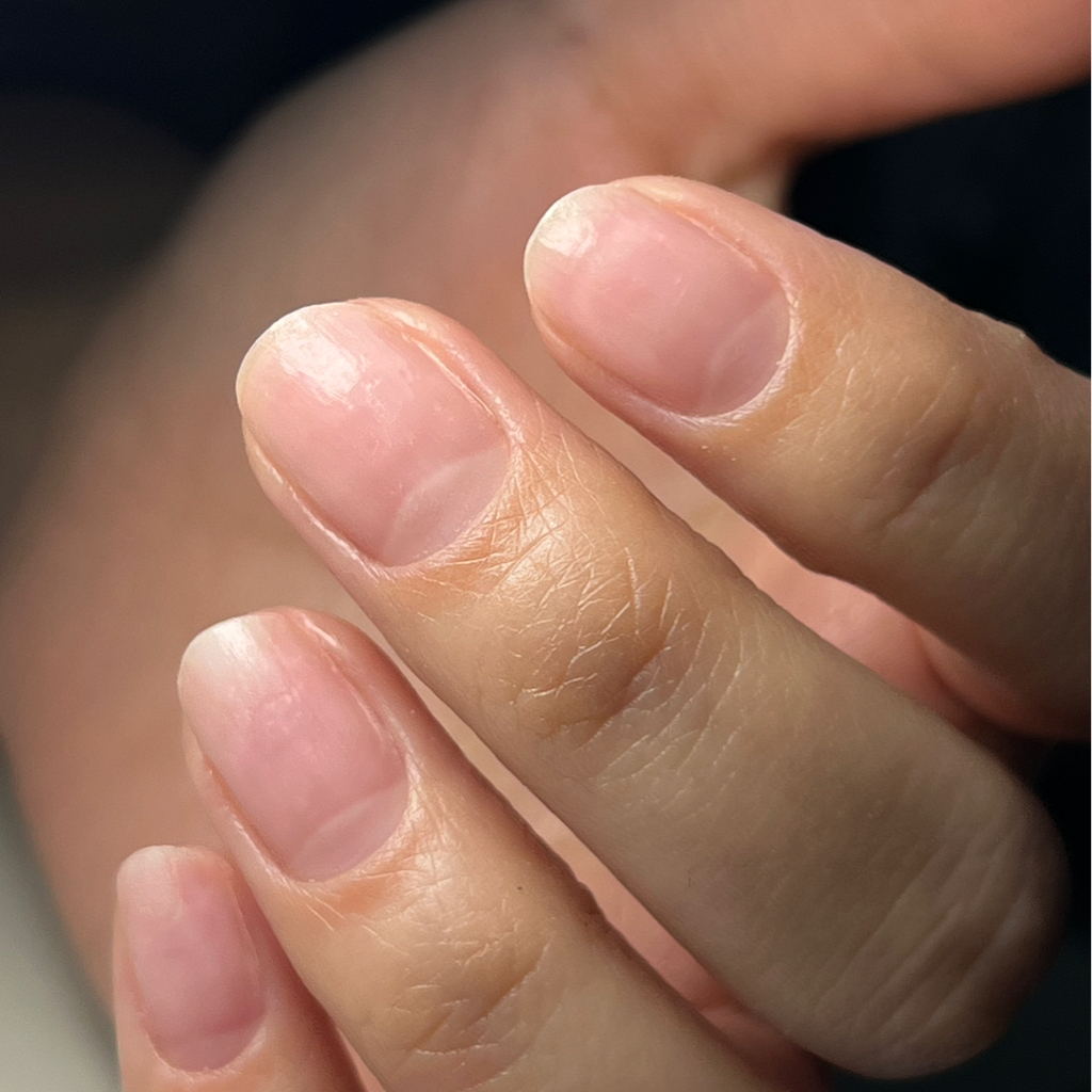 Маникюр аппаратный без покрытия