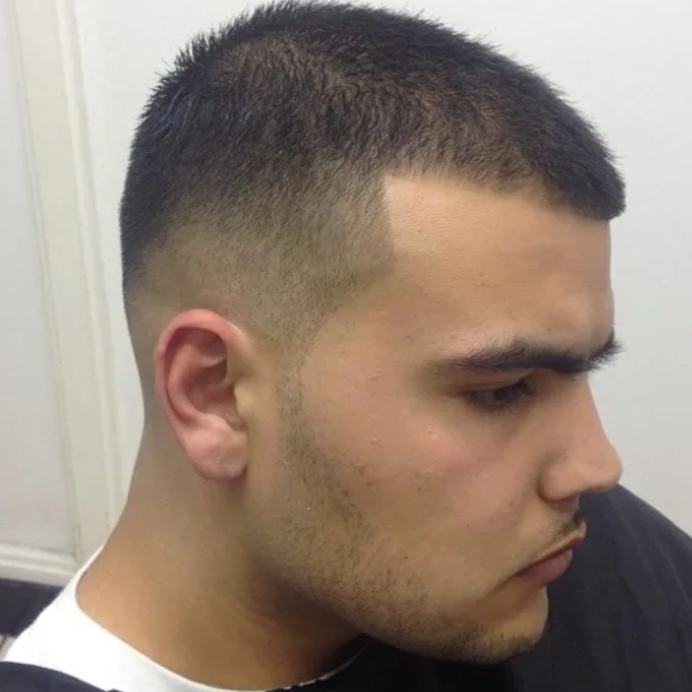 Стрижка мужская машинкой