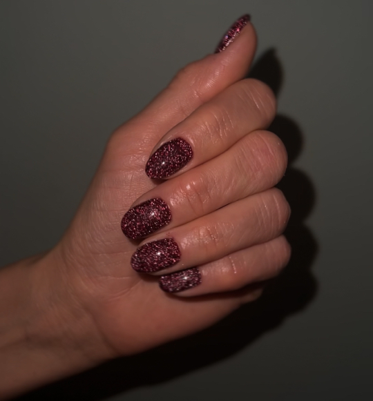 Маникюр с покрытием гель-лак