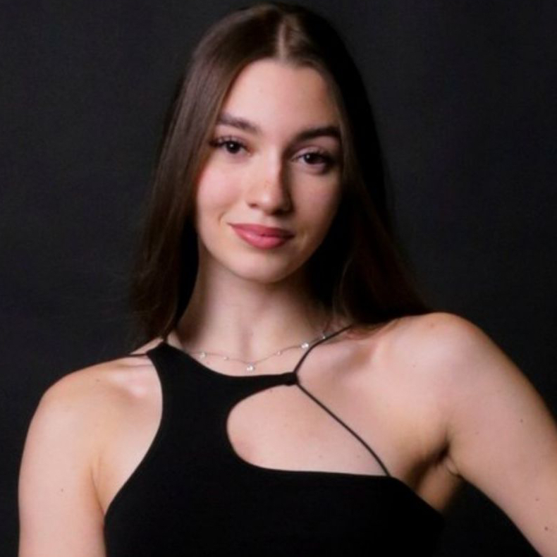 Щуплова Валерия