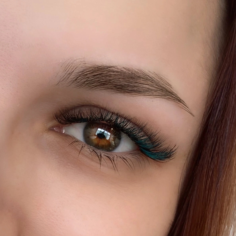 Комплекс«Наращивание ресниц + оформление бровей»