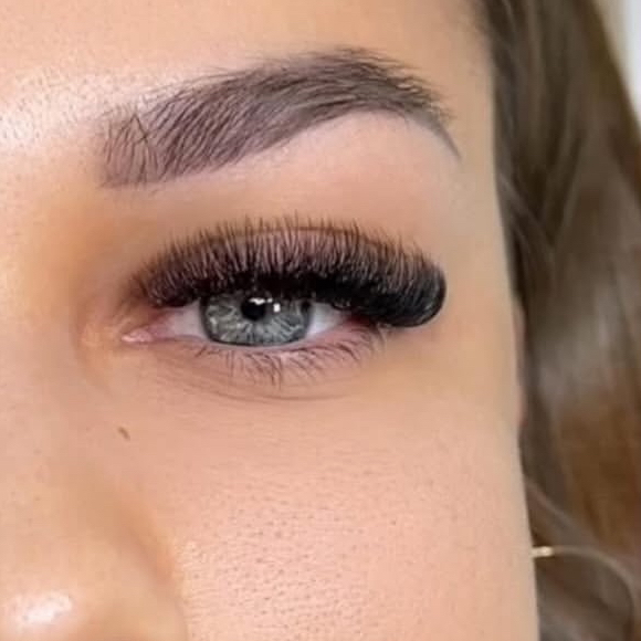 4D наращивание ресниц