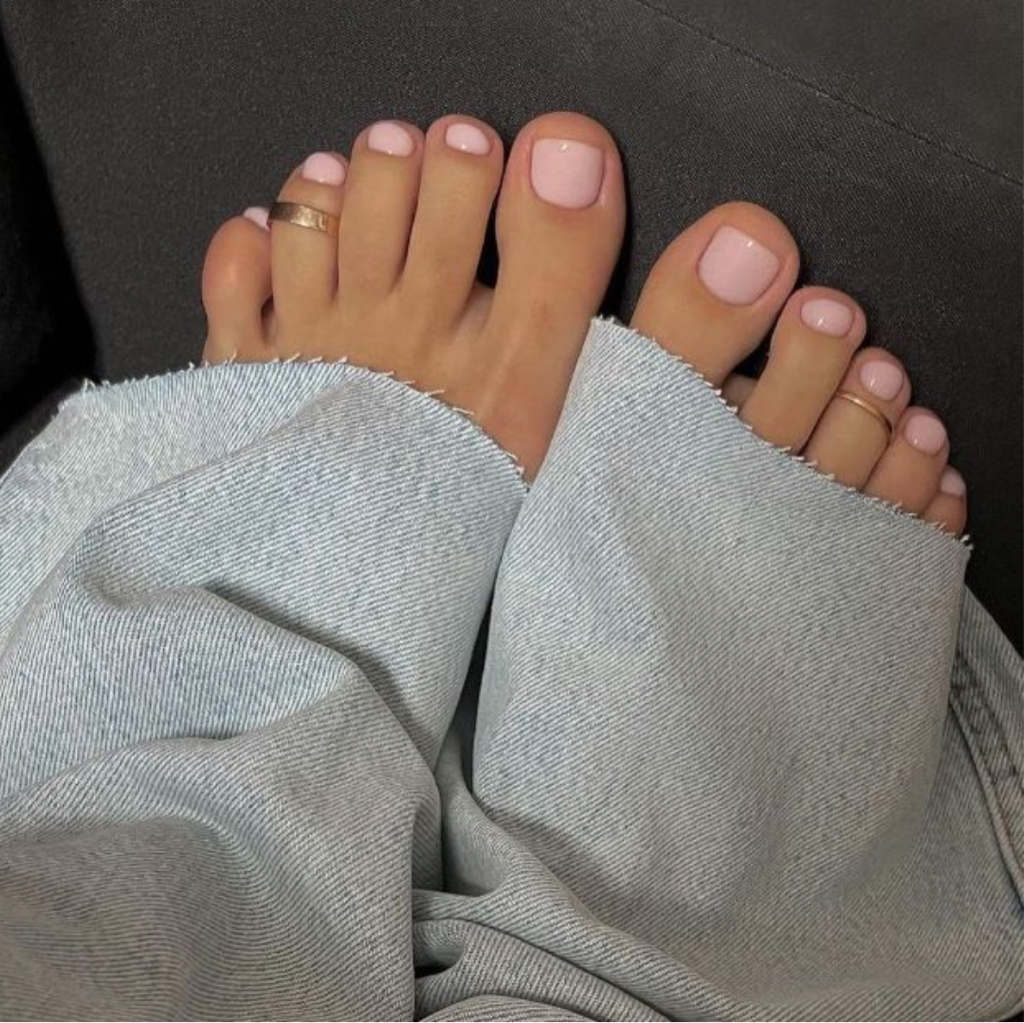 Педикюр с покрытием гель-лак