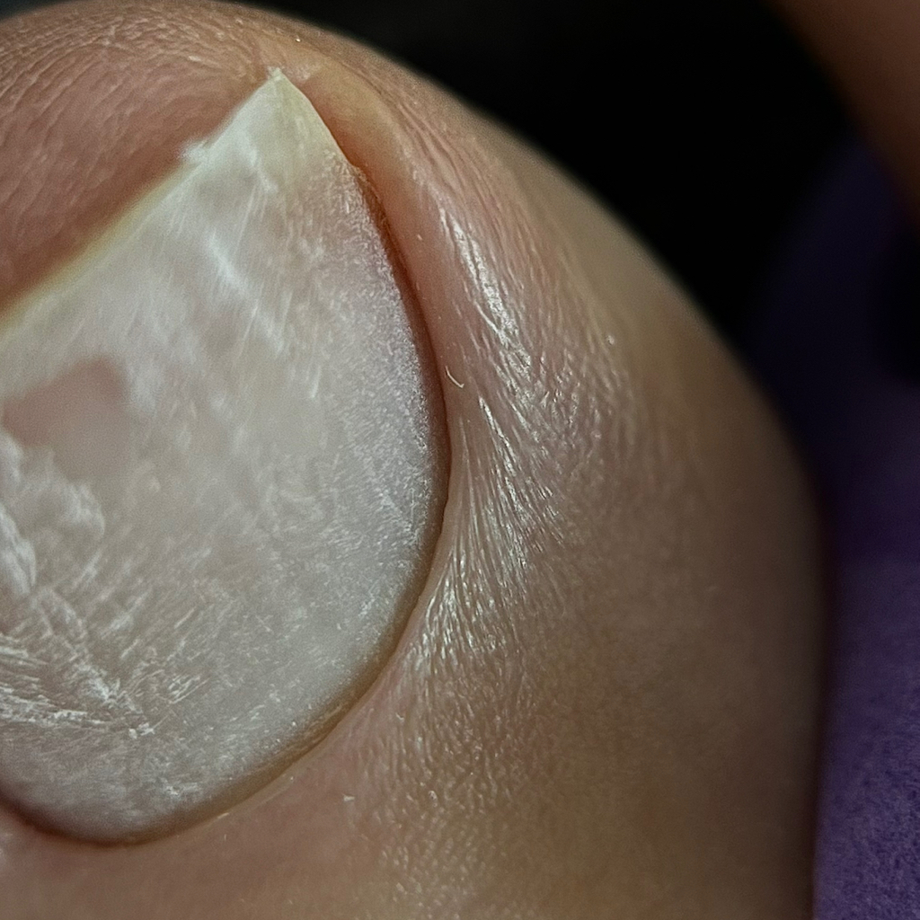 Педикюр обработка пальчиков+покрытие