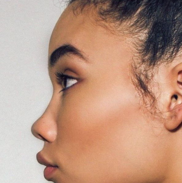 Удаление нежелательных волос с бакенбардов