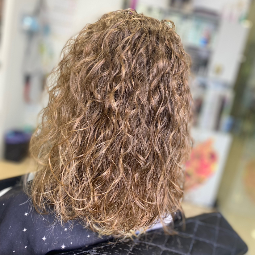 Химическая завивка волос