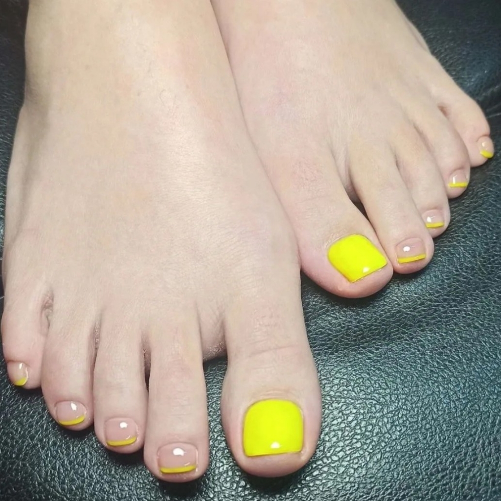 Педикюр с покрытием гель-лак