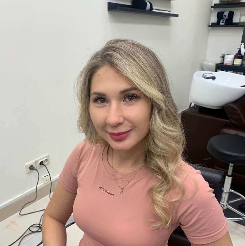 Шитье седины-плавное отрастание седых волос в технике сложного окрашивание