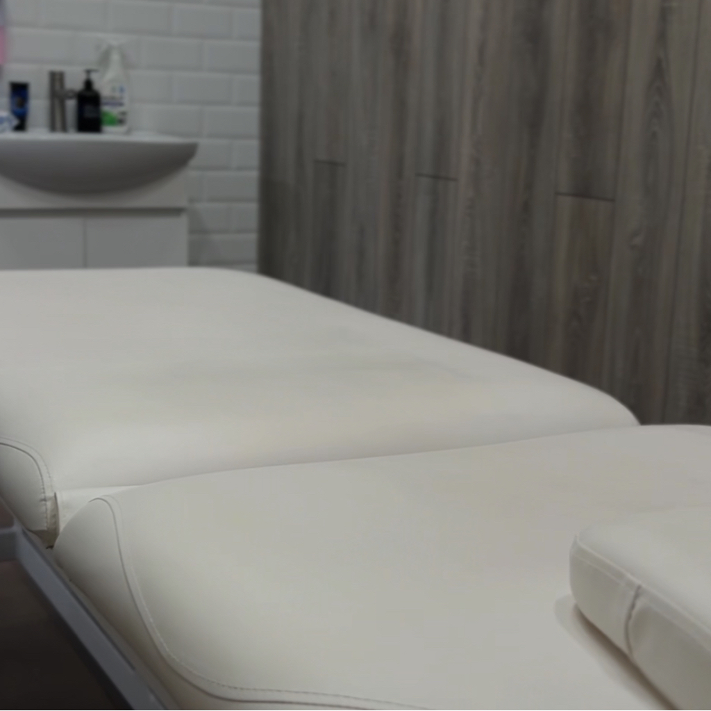 Кабинет с кушеткой с мокрой точкой