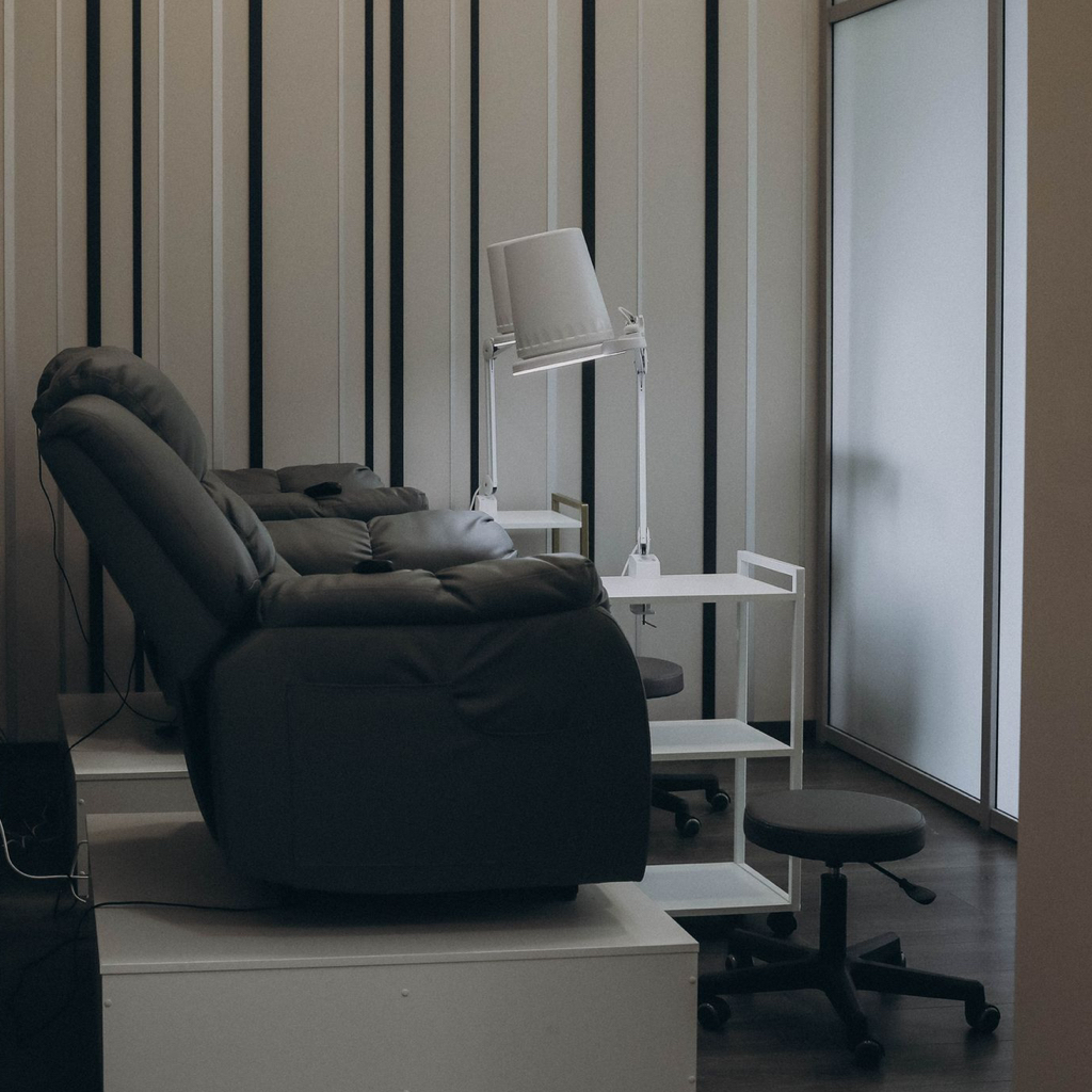 Педикюрное кресло реклайнер №2