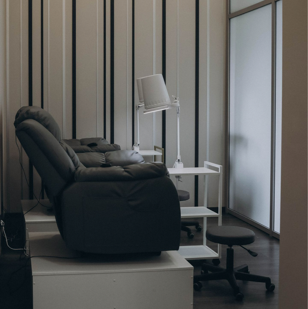 Педикюрное кресло реклайнер №1