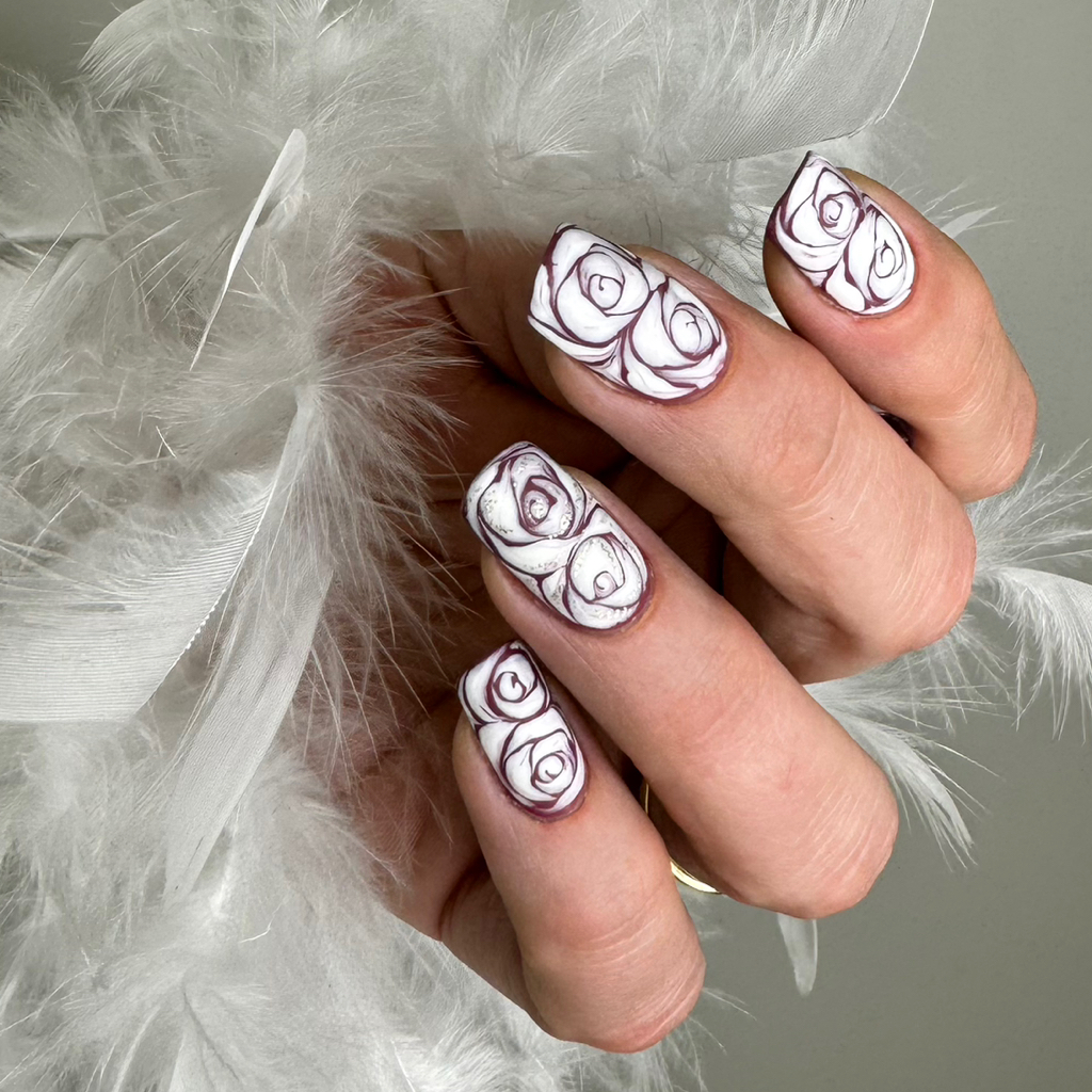 Diseño de más de 2 uñas