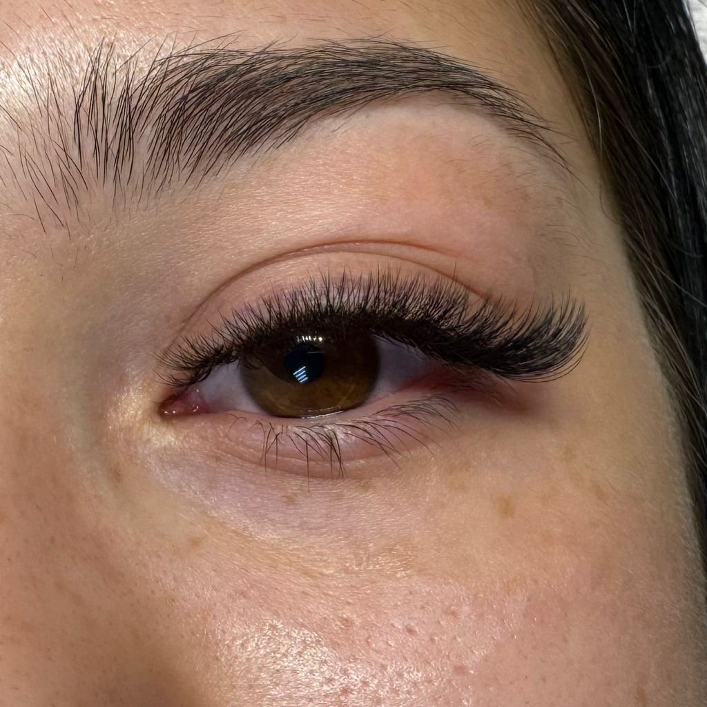 Наращивание ресниц 4-6D