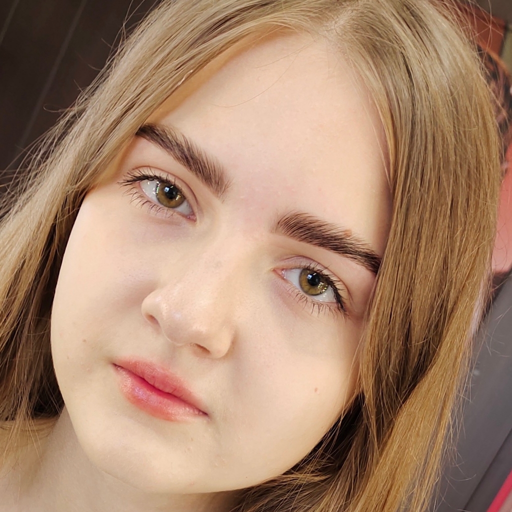 ДОЛГОВРЕМЕННАЯ УКЛАДКА БРОВЕЙ