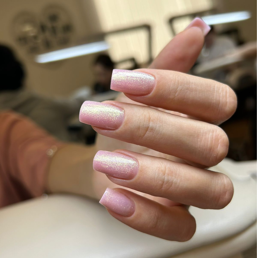 наращивание ногтей medium