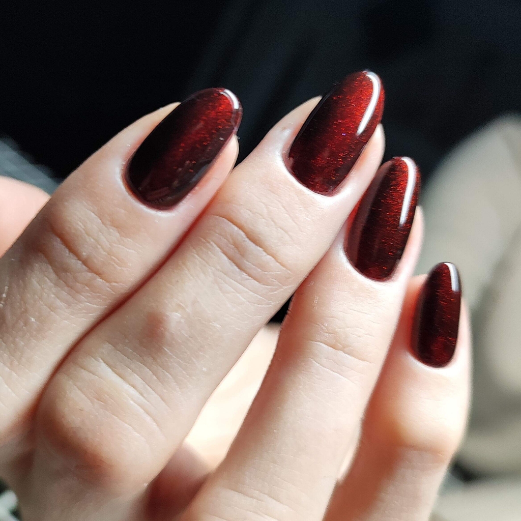 Маникюр с покрытием гель, гель-лак