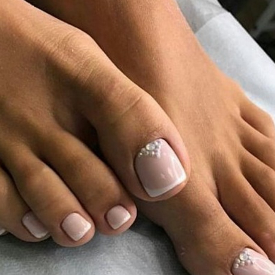 Педикюр с покрытием