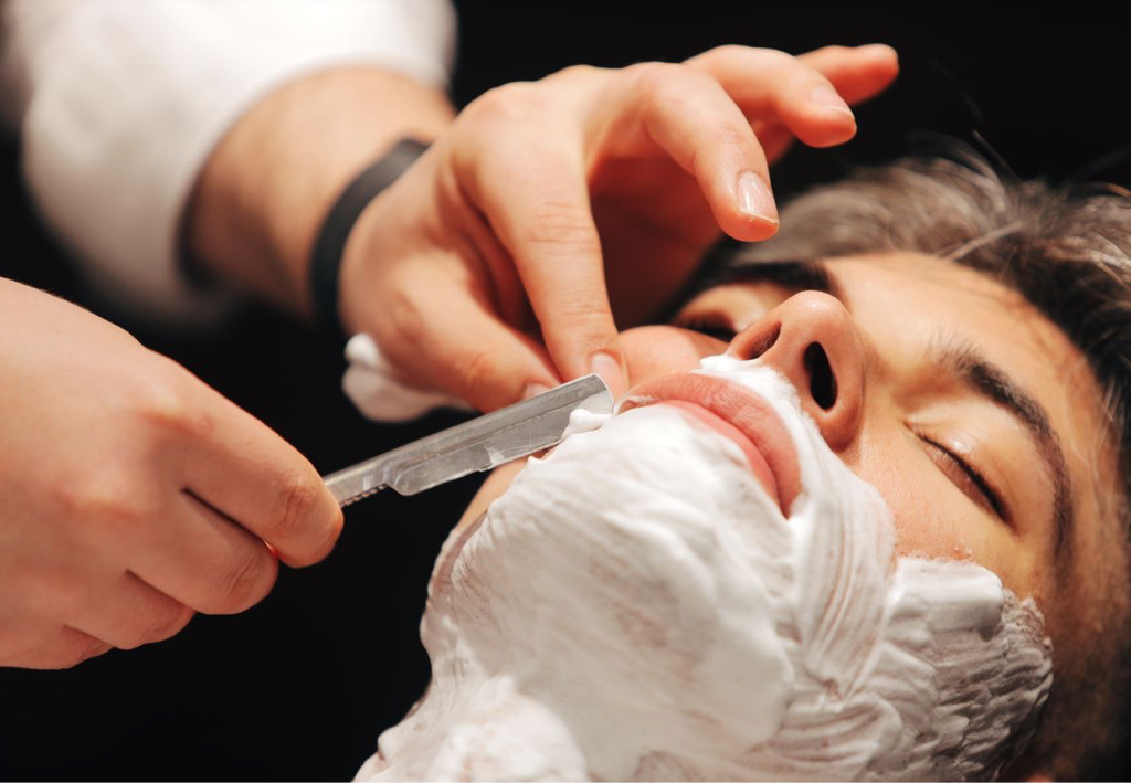 Опасное бритьё (бороды)