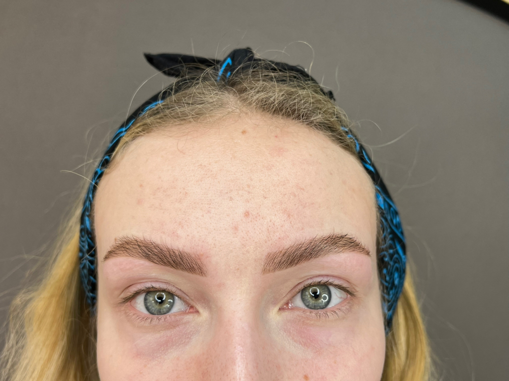 Оформление, архитектура и окрашивание бровей