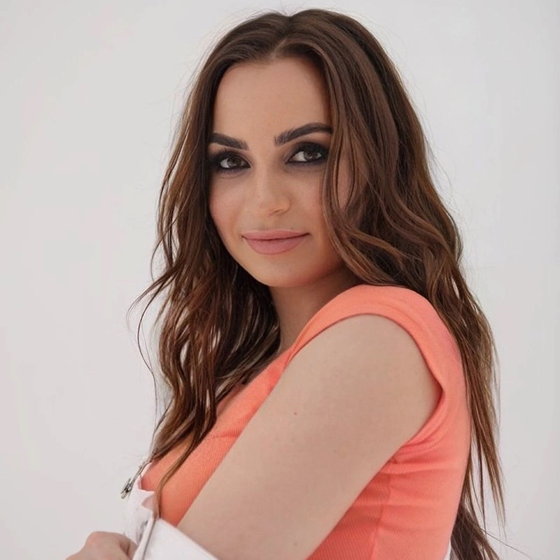 Абрамова Алина