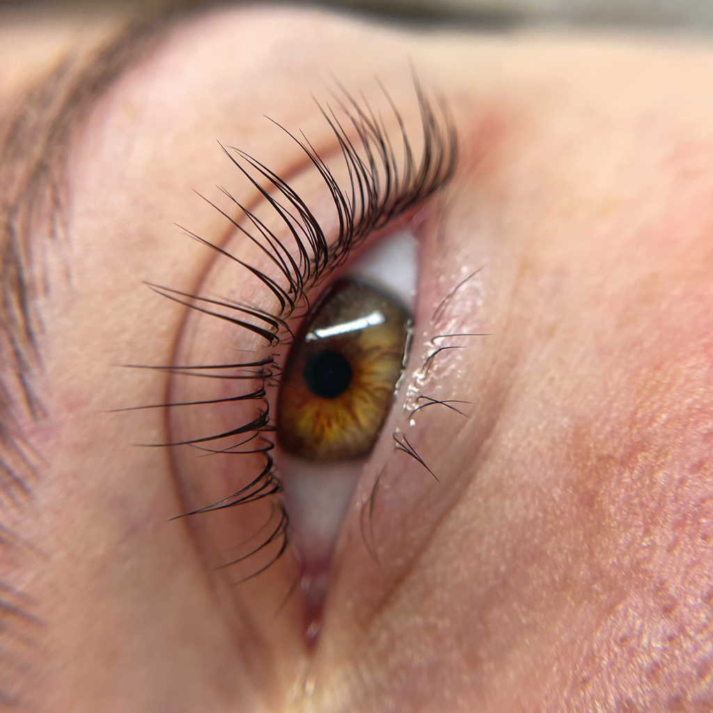 Ламинирование ресниц