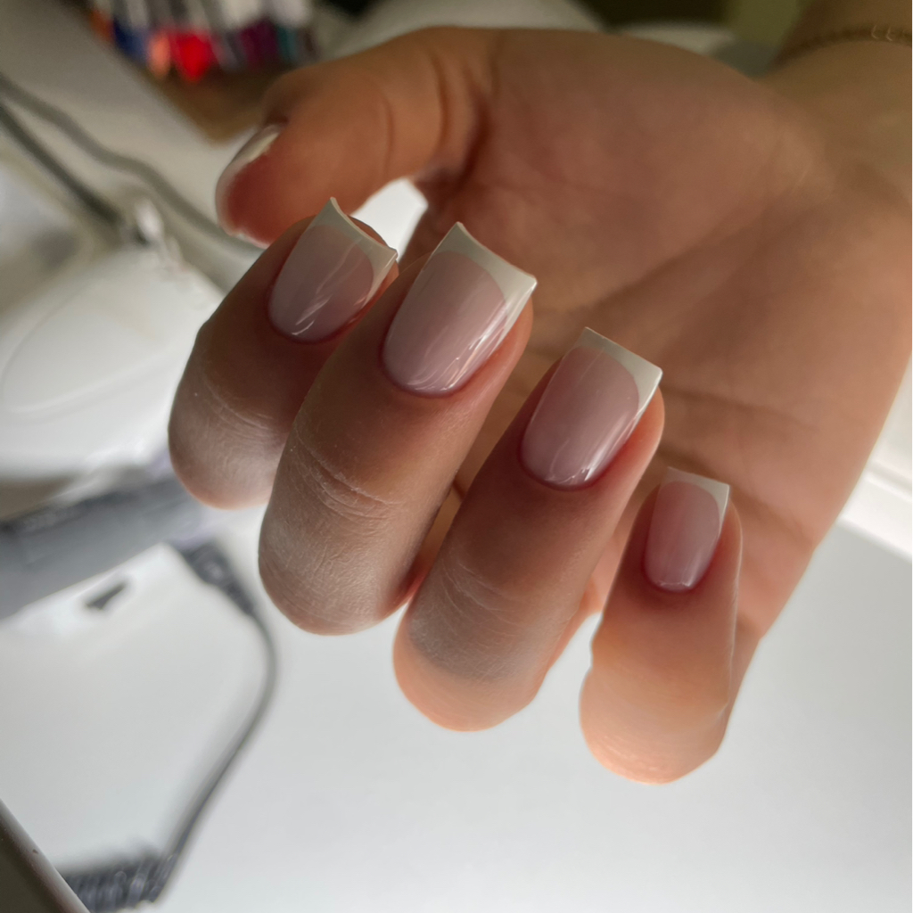 Маникюр комплекс "M"