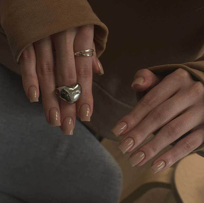 Маникюр с однотонным покрытием +ГЕЛЬ