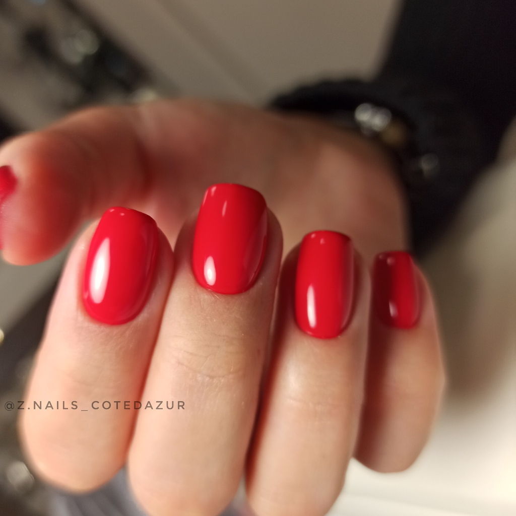 Маникюр гель-лак(Manicure semi-permanent)